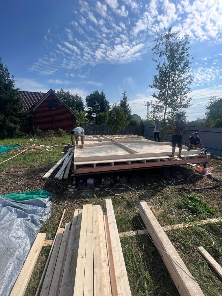 Сборка перекрытия второго дома